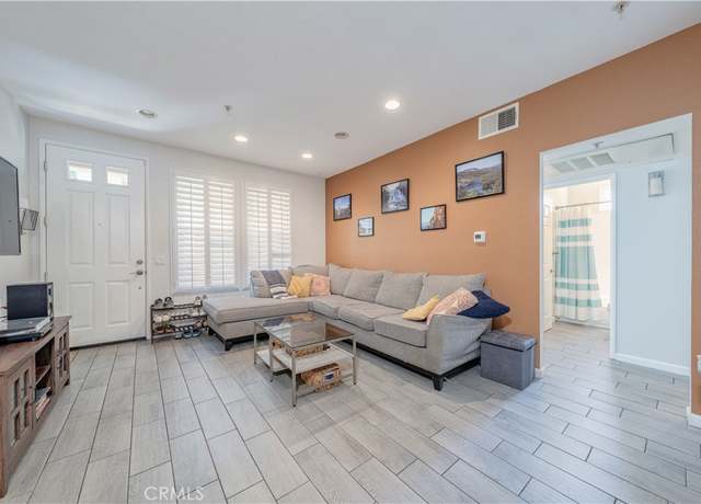 Property at 368 Gullotti Pl, Placentia, CA 92870, 2 beds, 2 baths