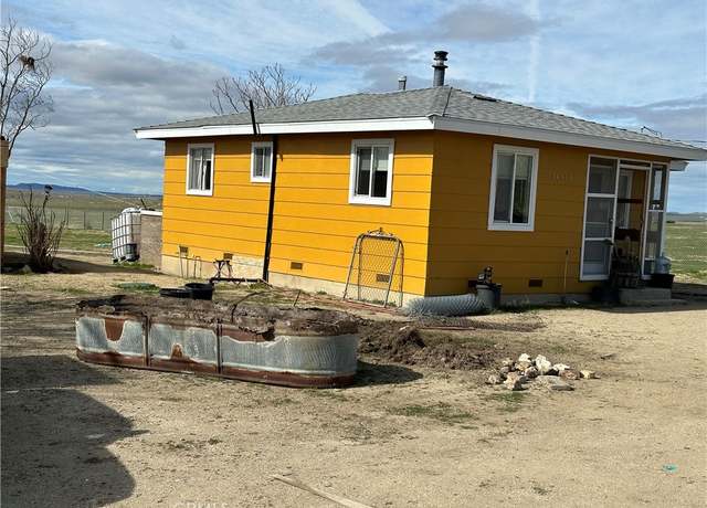 Property at 14355 Bella Rd, California Valley, CA 93453, 2 beds, 1 bath