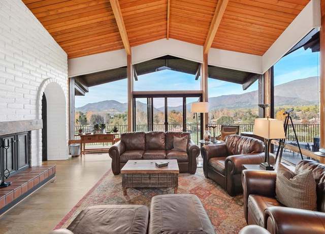 Property at 32423 Womsi Rd, Pauma Valley, CA 92061, 3 beds, 3.5 baths