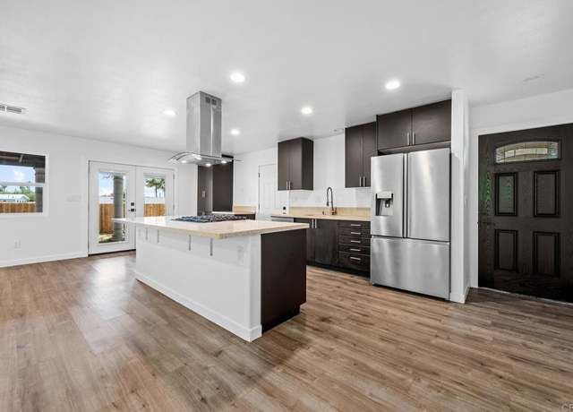 Property at 4585 Mount Henry Pl, San Diego, CA 92117, 4 beds, 2 baths