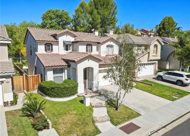 Property at 28445 Silverking Trl, Saugus, CA 91390, 3 beds, 3 baths