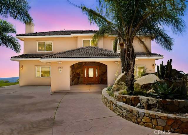 Property at 15471 Green Valley Truck Trl, Ramona, CA 92065, 4 beds, 3.5 baths