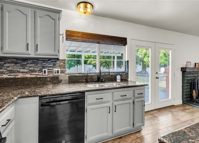 Property at 992 Redwood Ct, Corona, CA 92879, 4 beds, 2 baths