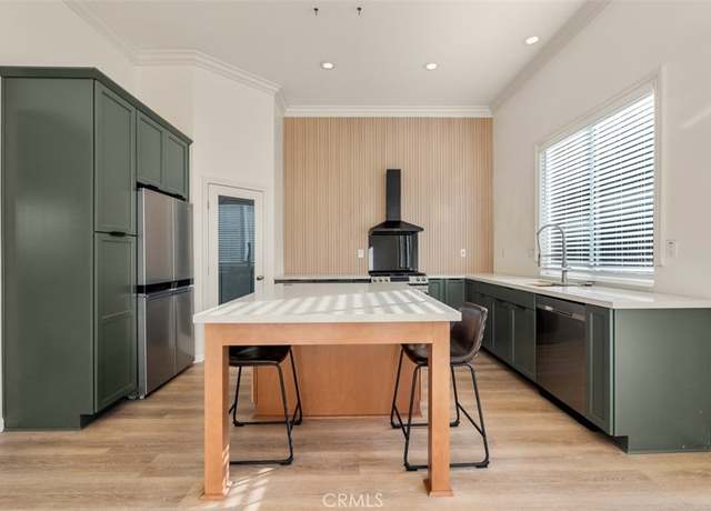 Property at 34 Vista Palermo, Lake Elsinore, CA 92532, 3 beds, 3 baths