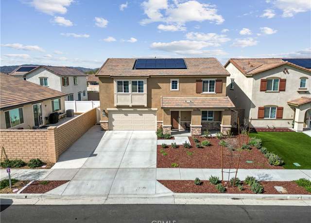 Property at 5250 Arroyo St, Hemet, CA 92545, 4 beds, 3 baths