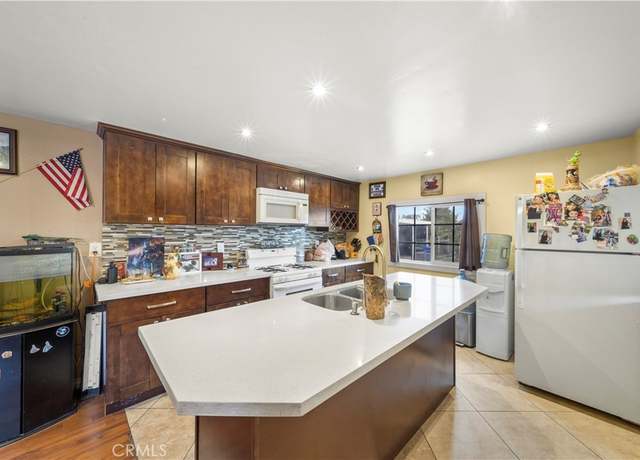 Property at 17333 Valley Blvd #103, Fontana, CA 92336, 2 beds, 1 bath