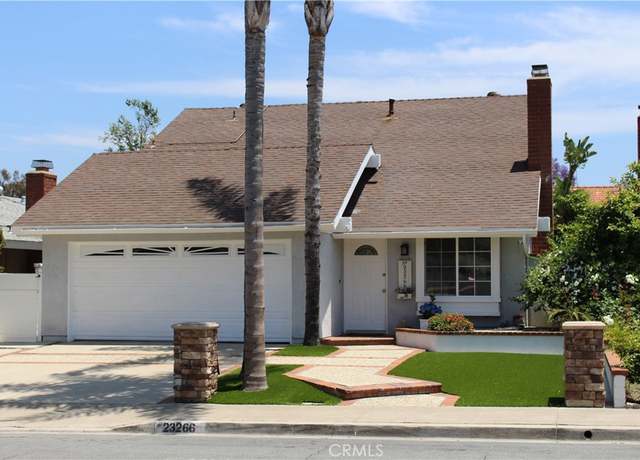 Property at 23266 Via Ronda, Mission Viejo, CA 92691, 4 beds, 3 baths