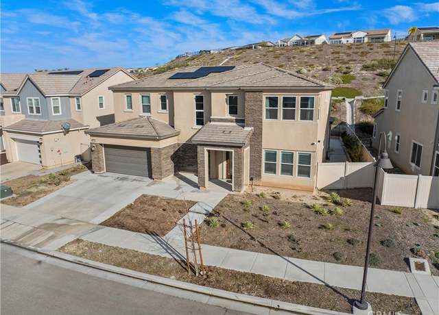 Property at 17721 Ridgeline Ct, Saugus, CA 91350, 4 beds, 3 baths