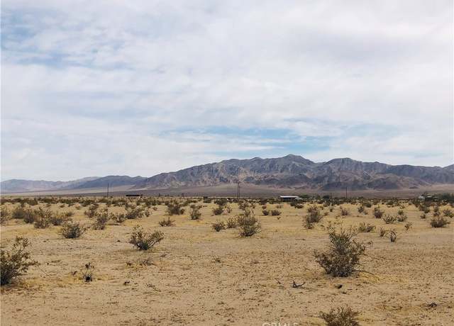 Property at 5 Diamond Bar Rd, 29 Palms, CA 92277