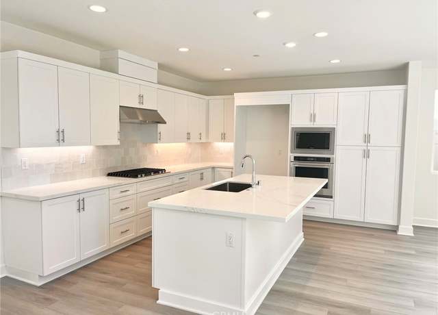 Property at 312 S Nevada Ave, Ventura, CA 93004, 3 beds, 3 baths