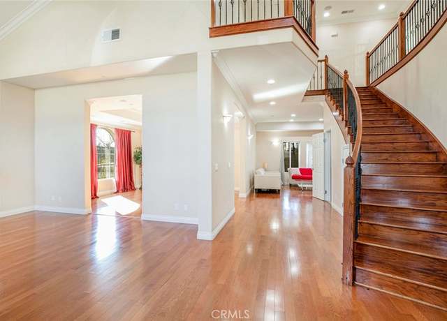 Property at 1220 Valrose Ct, Eagle Rock, CA 90041, 4 beds, 5 baths