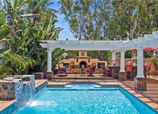Property at 2221 Ventia, Tustin, CA 92782, 4 beds, 3.5 baths