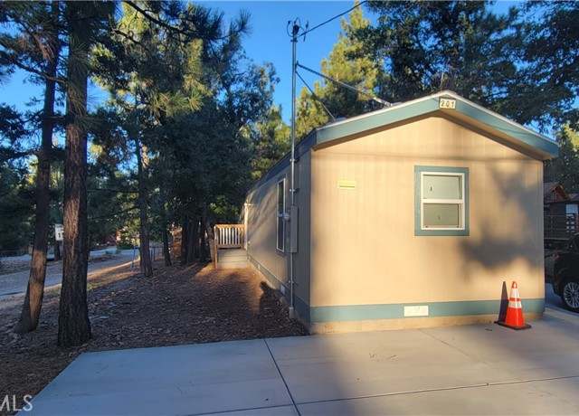 Property at 201 Maple Ln, Sugarloaf, CA 92386, 3 beds, 1 bath