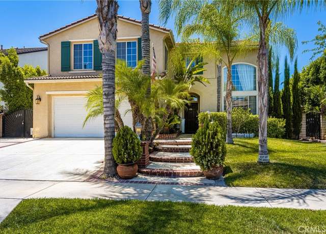 Property at 2386 McMackin Dr, Corona, CA 92881, 6 beds, 3 baths