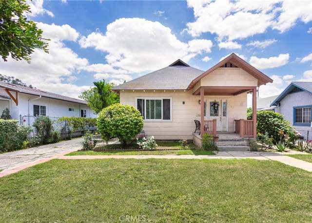 Property at 1450 Locust St, Pasadena, CA 91106, 2 beds, 1 bath
