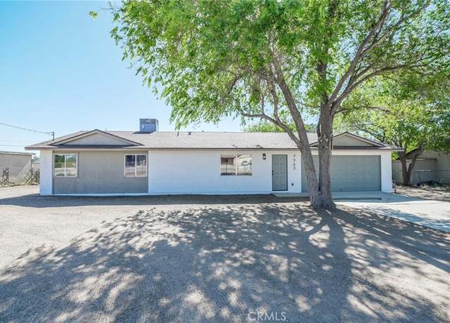 Property at 7727 Oakwood Ave, Hesperia, CA 92345, 3 beds, 2 baths