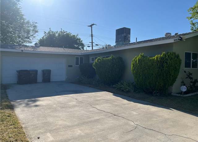 Property at 45461 Saigon Ave, Lancaster, CA 93534, 3 beds, 2 baths