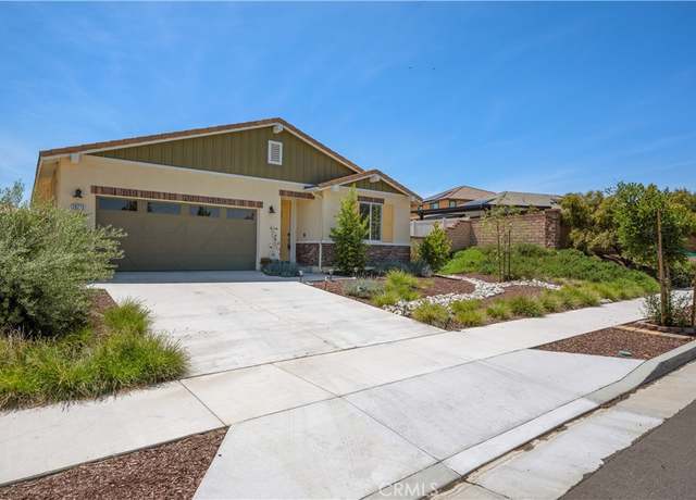 Property at 29773 Bridlegate Way, Menifee, CA 92584, 4 beds, 2 baths