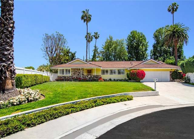 Property at 4510 Triste Pl, Tarzana, CA 91356, 4 beds, 3 baths
