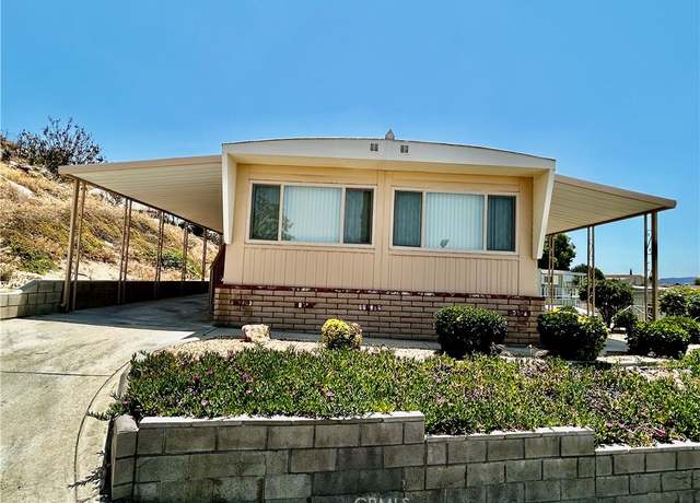 Property at 1536 S state St #91, Hemet, CA 92343, 2 beds, 2 baths