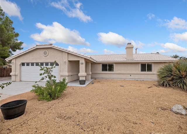 Property at 12715 Tesuque Rd, Apple Valley, CA 92308, 3 beds, 2 baths