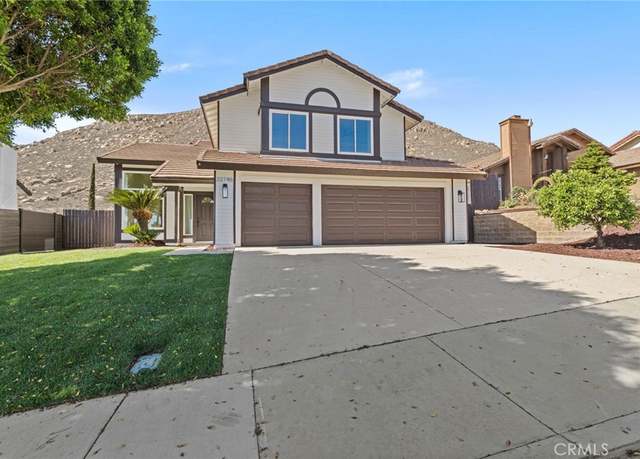 Property at 22146 Naples Dr, Moreno Valley, CA 92557, 4 beds, 2.5 baths