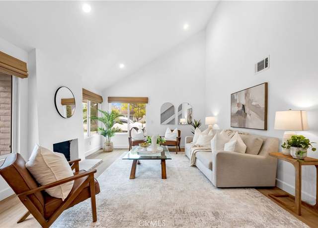 Property at 22455 Silver Spur, Lake Forest, CA 92630, 4 beds, 2.5 baths