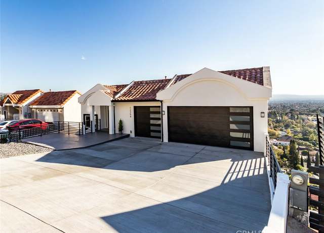 Property at 12254 Circula Panorama, North Tustin, CA 92705, 6 beds, 7.5 baths