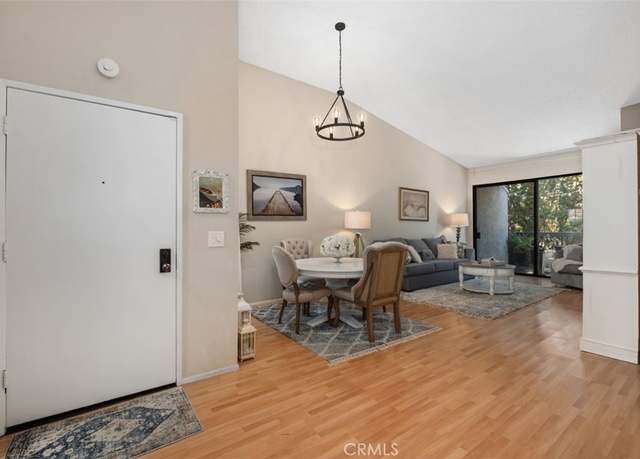 Property at 2510 W Macarthur Blvd Unit L, Santa Ana, CA 92704, 2 beds, 2 baths