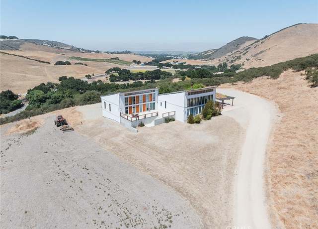 Property at 45325 Vista Pl, King City, CA 93930, 3 beds, 2.5 baths