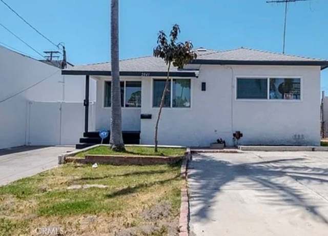 Property at 2841 E Imperial Hwy, Lynwood, CA 90262, 5 beds, 2 baths