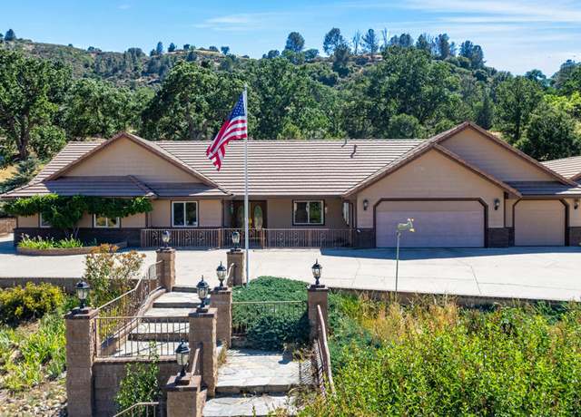 Property at 30100 Sunland Way, Tehachapi, CA 93561, 3 beds, 2 baths