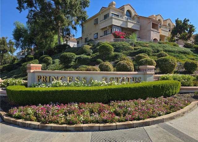 Property at 18121 Erik Ct #314, Canyon Country, CA 91387, 2 beds, 2 baths