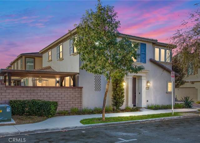 Property at 30469 Village Knoll Dr, Menifee, CA 92584, 3 beds, 2.5 baths
