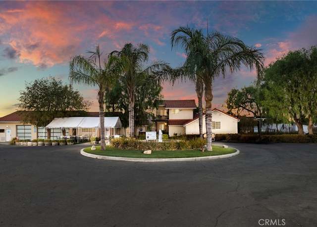 Property at 10262 Sierra Hwy, Agua Dulce, CA 91390, 4 beds, 5 baths