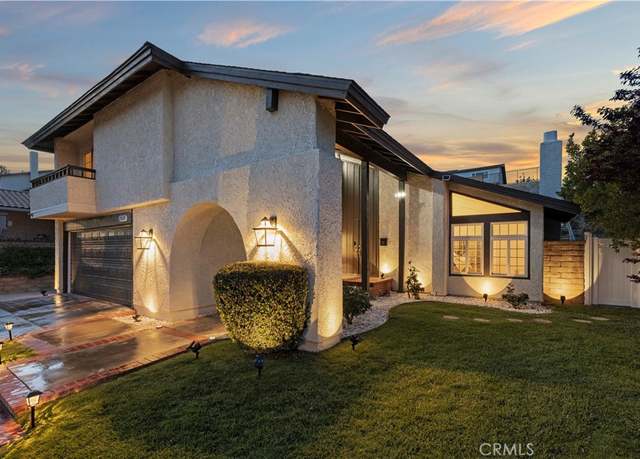 Property at 23119 Posada Dr, Valencia, CA 91354, 4 beds, 2.5 baths
