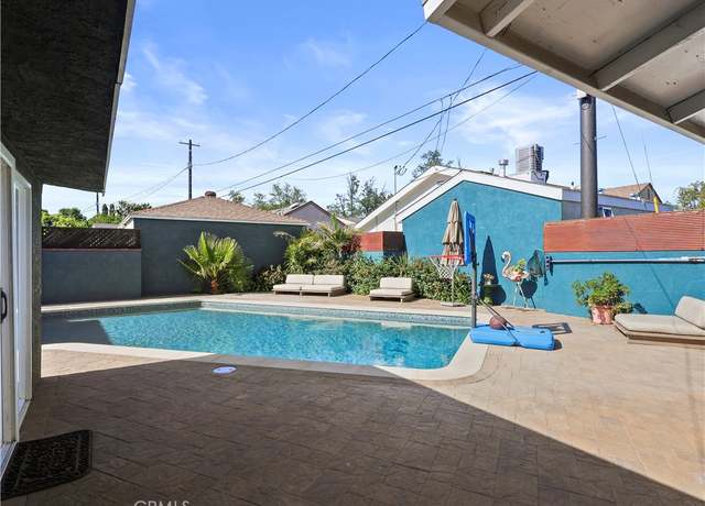 Property at 8110 Lesner Ave, Lake Balboa, CA 91406, 3 beds, 2 baths