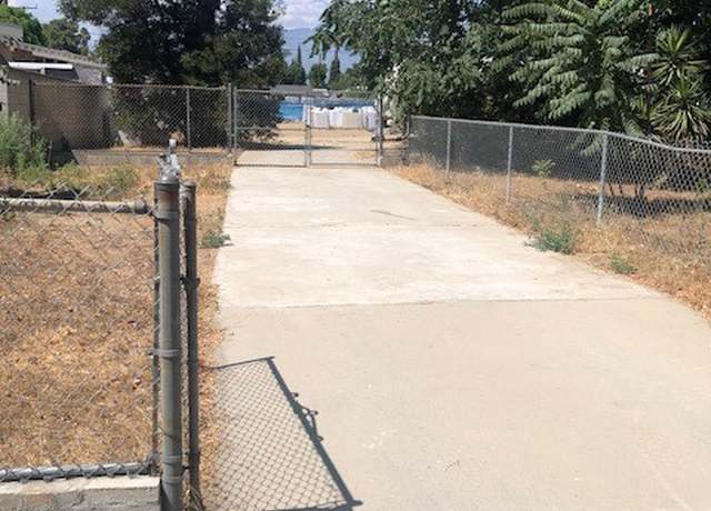 Property at 754 W Belmont St, Ontario, CA 91762, 3 beds, 2 baths