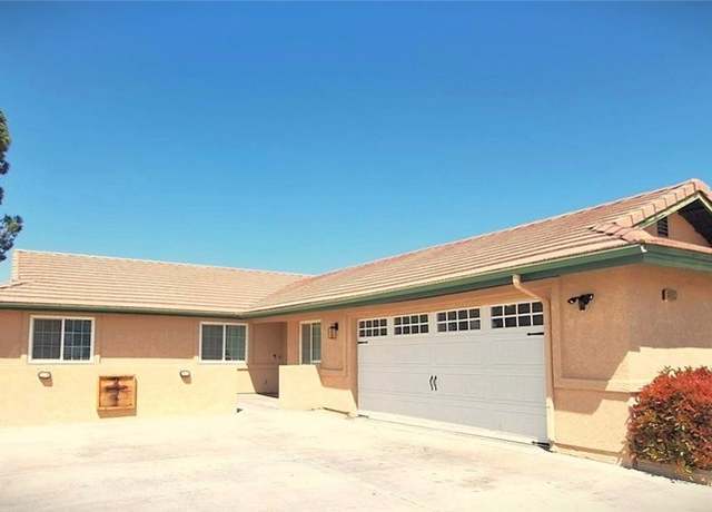 Property at 14822 Crofton Ln, Helendale, CA 92342, 3 beds, 2 baths
