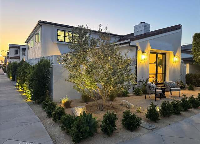 Property at 636 Via Lido Soud, Newport Beach, CA 92663, 4 beds, 2.5 baths