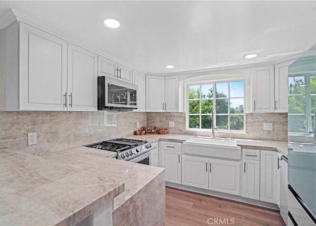 Property at 308 S Cabrillo Ave #3, San Pedro, CA 90731, 2 beds, 2 baths