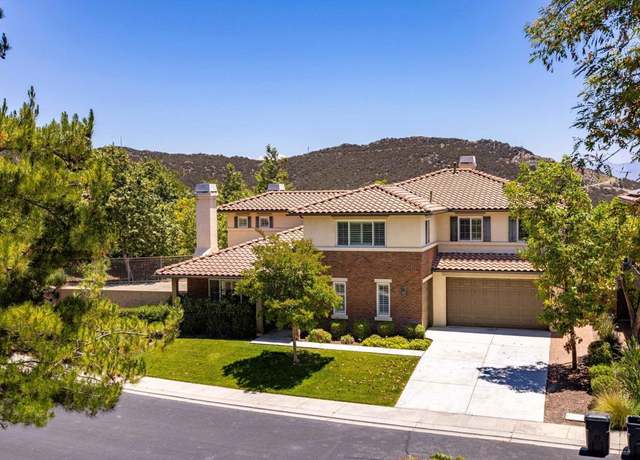 Property at 27002 Red Maple St, Murrieta, CA 92562, 4 beds, 4.5 baths