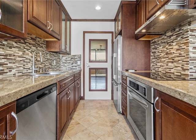 Property at 525 N Sycamore Ave #419, Hancock Park, CA 90036, 1 bed, 1 bath
