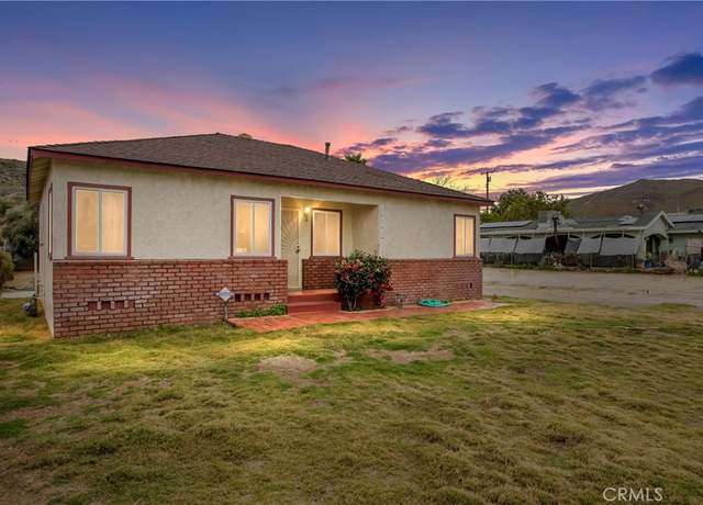 Property at 18241 10th St, Bloomington, CA 92316, 3 beds, 2 baths