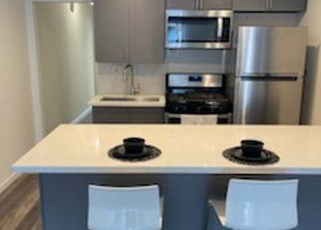 Property at 17200 Newhope St #206, Fountain Valley, CA 92708, 1 bed, 1 bath