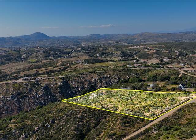 Property at 39365 Calle Breve, Temecula, CA 92592