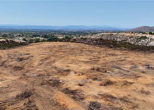 Property at 39365 Calle Breve, Temecula, CA 92592