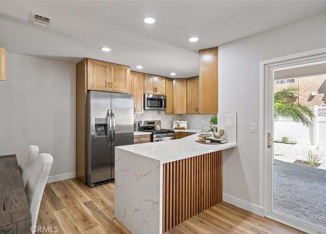 Property at 44614 La Paz Rd, Temecula, CA 92592, 4 beds, 2.5 baths