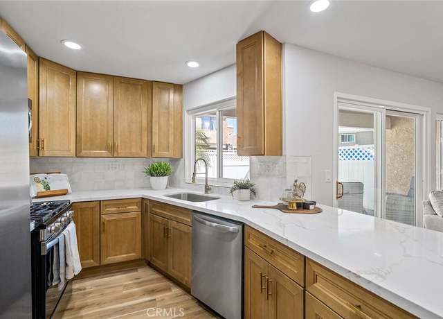 Property at 44614 La Paz Rd, Temecula, CA 92592, 4 beds, 2.5 baths