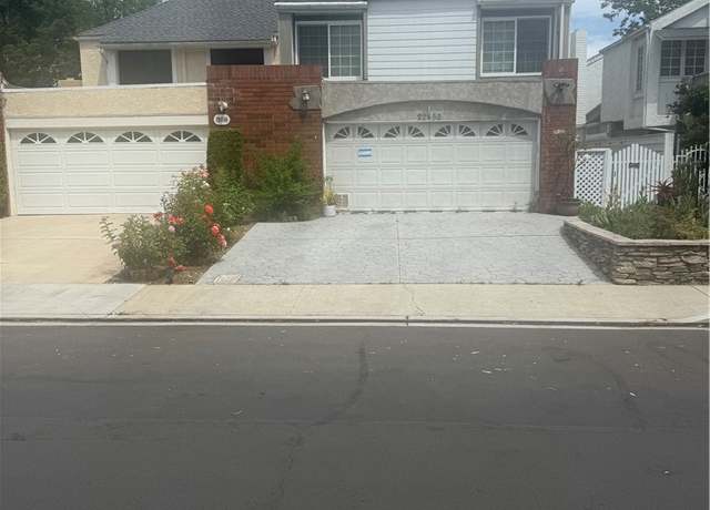 Property at 22452 Bywater Rd, Lake Forest, CA 92630, 4 beds, 2.5 baths
